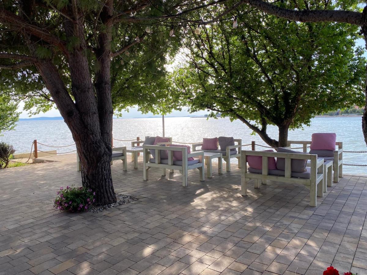 Apartments Lolo Privlaka  Bagian luar foto