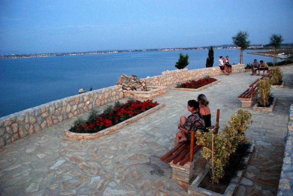 Apartments Lolo Privlaka  Bagian luar foto